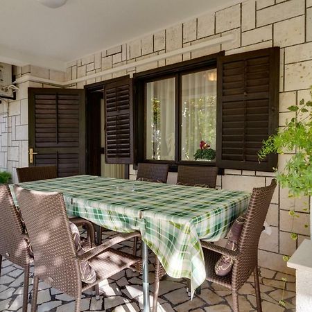Apartments Perka Near Beach 普拉 外观 照片