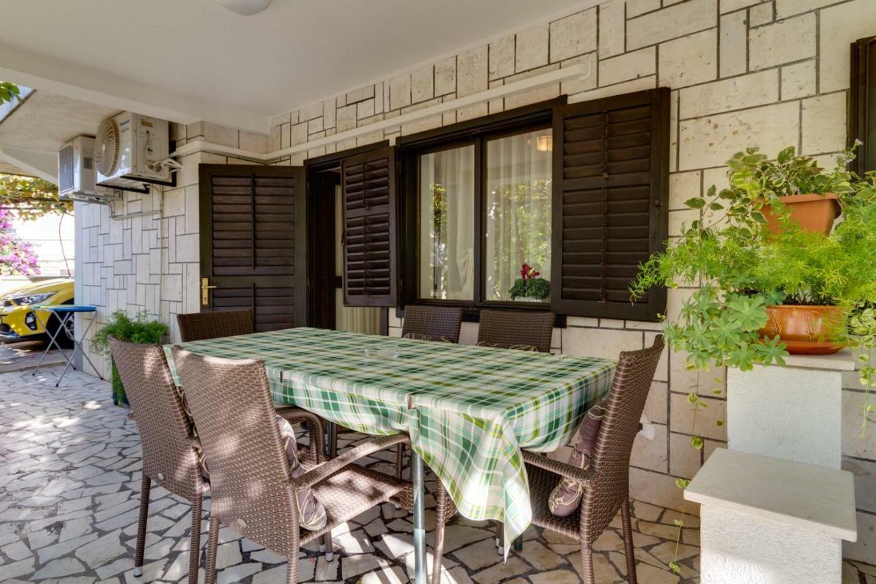 Apartments Perka Near Beach 普拉 外观 照片