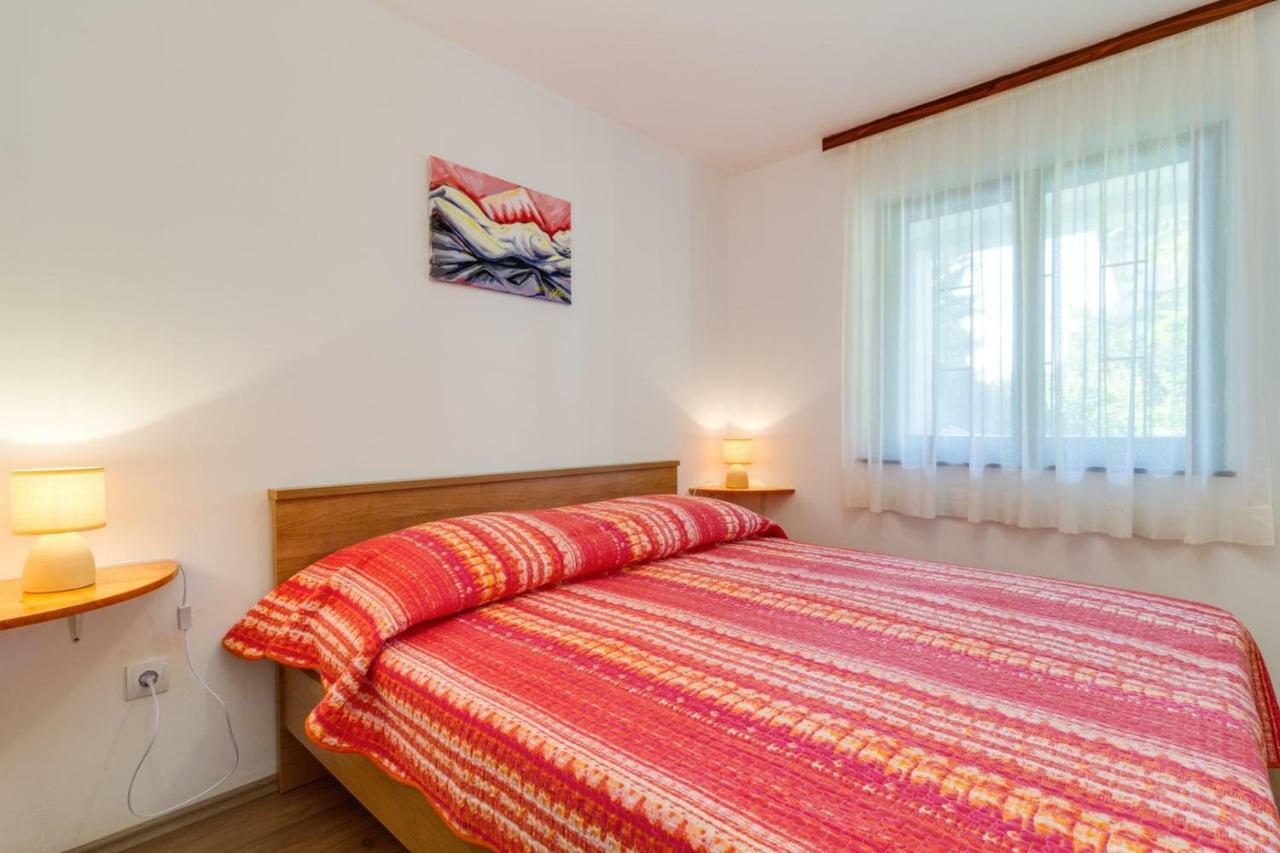Apartments Perka Near Beach 普拉 外观 照片