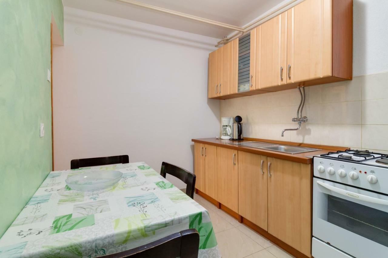 Apartments Perka Near Beach 普拉 外观 照片