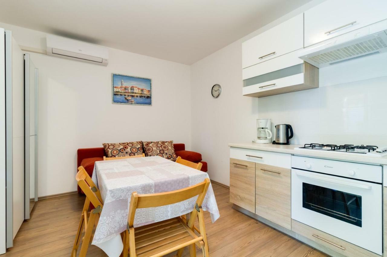 Apartments Perka Near Beach 普拉 外观 照片